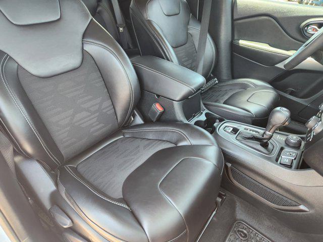 used 2022 Jeep Cherokee car, priced at $24,201