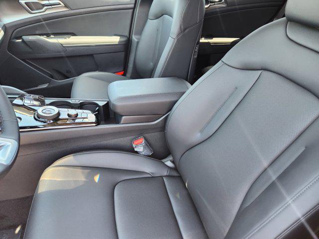 new 2025 Kia Sportage Hybrid car, priced at $35,729