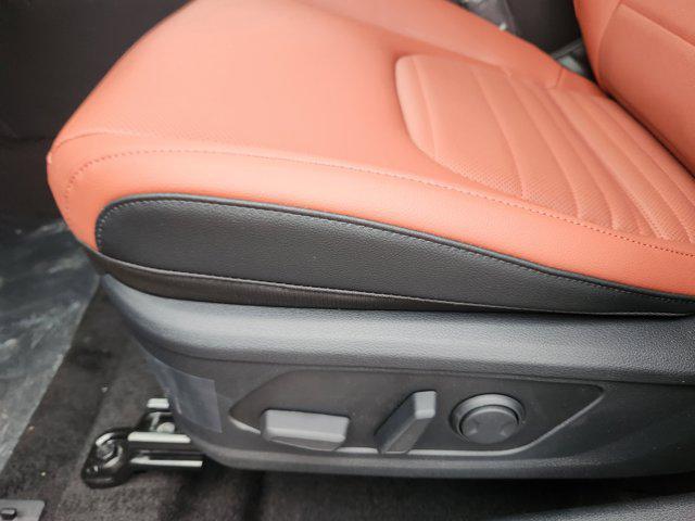 new 2025 Kia Sportage Hybrid car, priced at $40,399