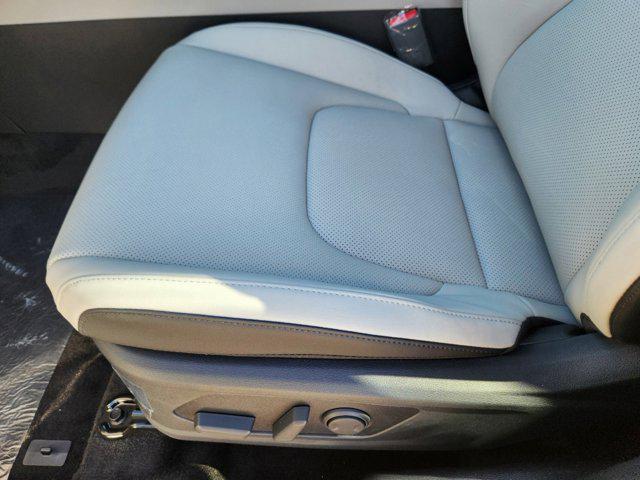 new 2025 Kia Sportage Hybrid car