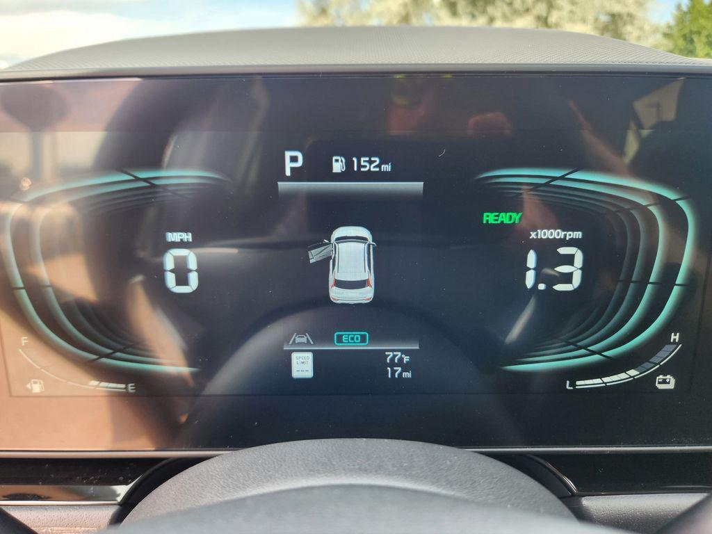 new 2025 Kia Niro car, priced at $28,372