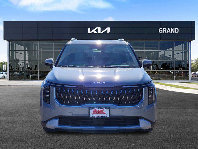 new 2025 Kia Carnival car, priced at $41,011