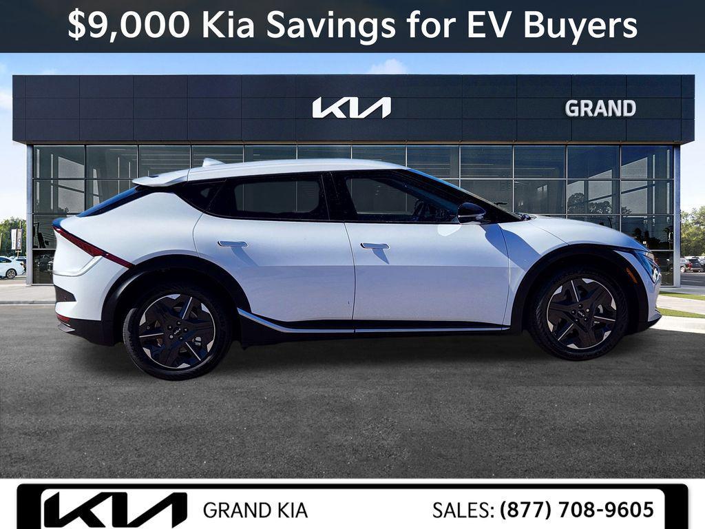 new 2025 Kia EV6 car, priced at $43,139