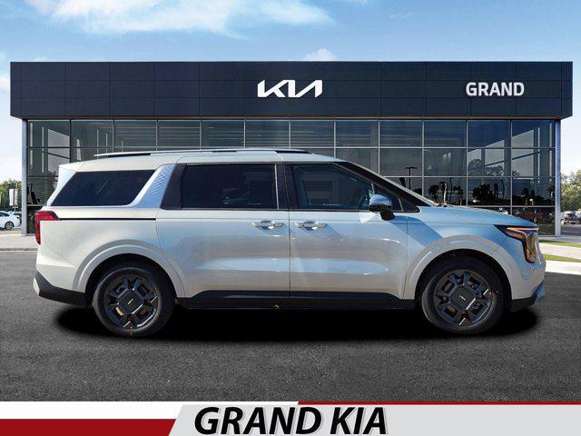 new 2025 Kia Carnival car, priced at $44,681