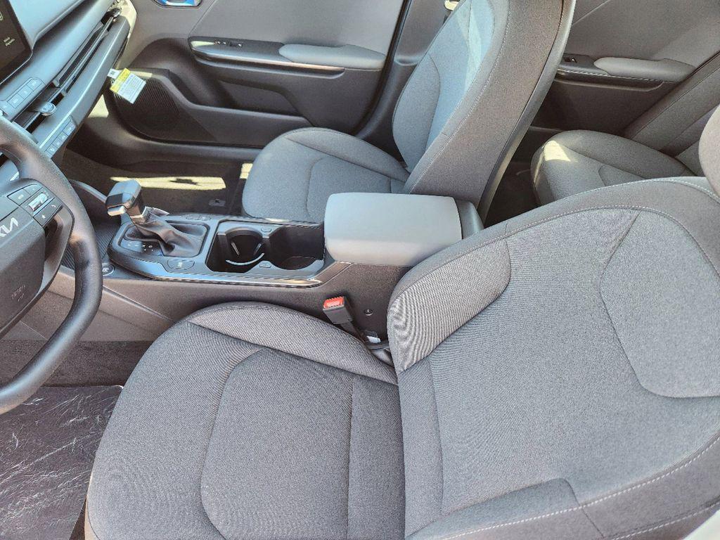 new 2025 Kia K4 car, priced at $23,741