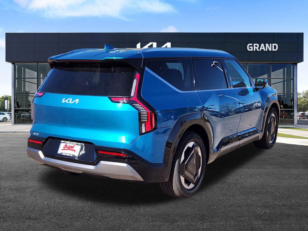 new 2026 Kia EV9 car, priced at $60,535