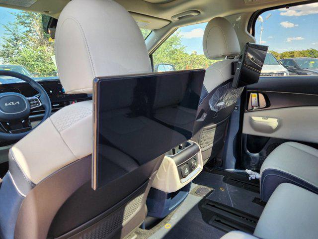 new 2025 Kia Carnival car, priced at $52,291