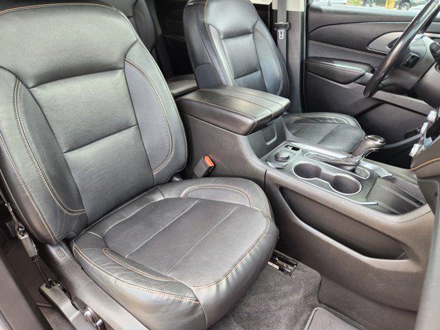 used 2019 Chevrolet Traverse car, priced at $21,201