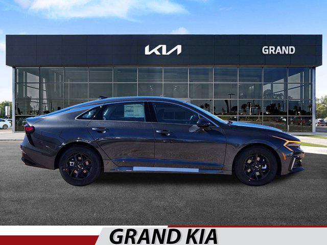 new 2025 Kia K5 car, priced at $28,554