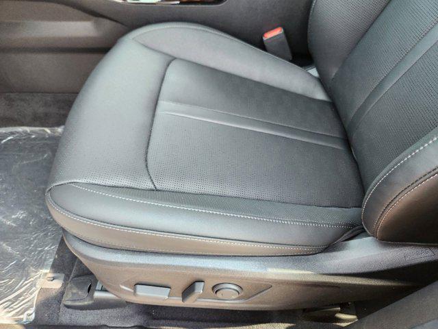 new 2025 Kia Sorento car, priced at $41,135
