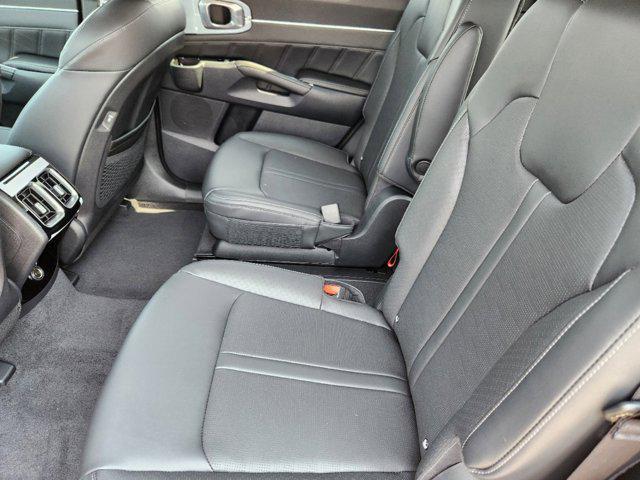 new 2025 Kia Sorento car, priced at $41,135