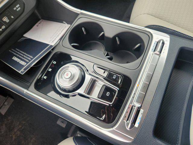 new 2025 Kia Carnival Hybrid car, priced at $54,543
