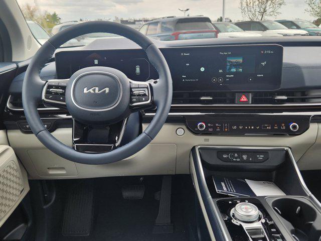 new 2025 Kia Carnival Hybrid car, priced at $54,543