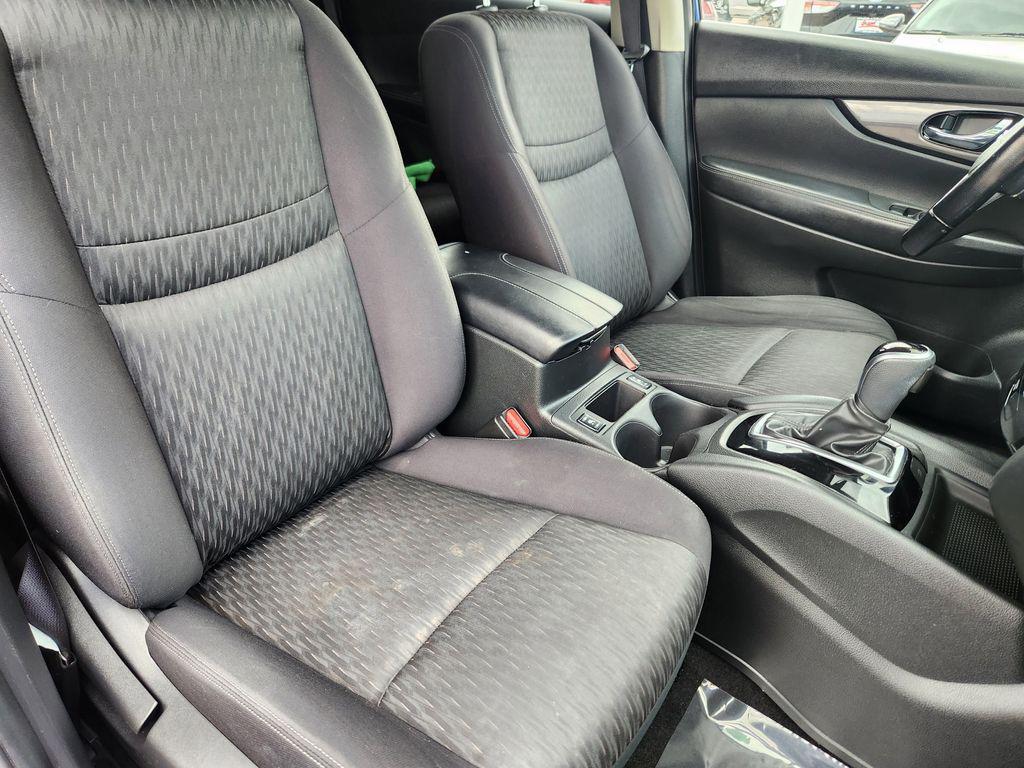 used 2020 Nissan Rogue car, priced at $14,201