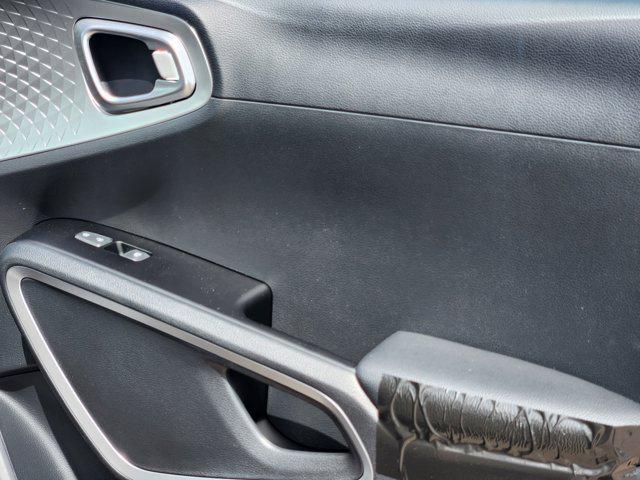 new 2025 Kia Soul car, priced at $23,831