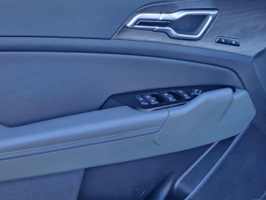 new 2025 Kia Sportage car, priced at $32,902