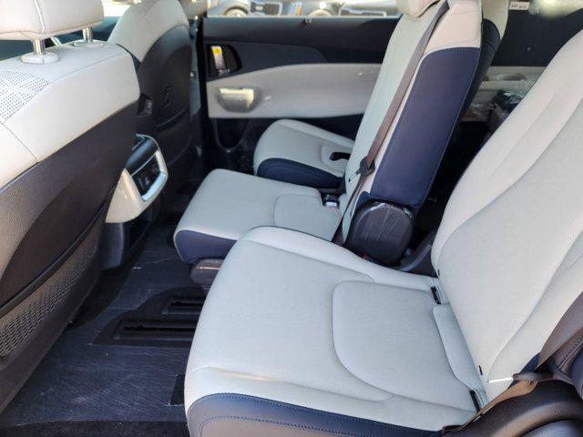 new 2025 Kia Carnival car, priced at $49,049