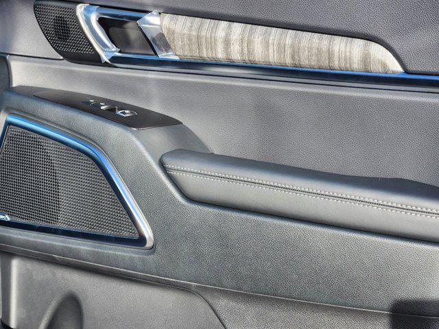 new 2025 Kia Telluride car, priced at $51,443