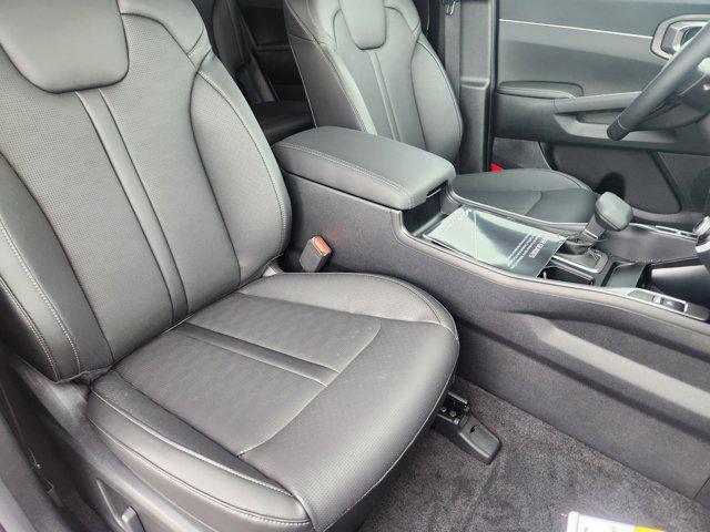 new 2025 Kia Sorento car, priced at $39,586