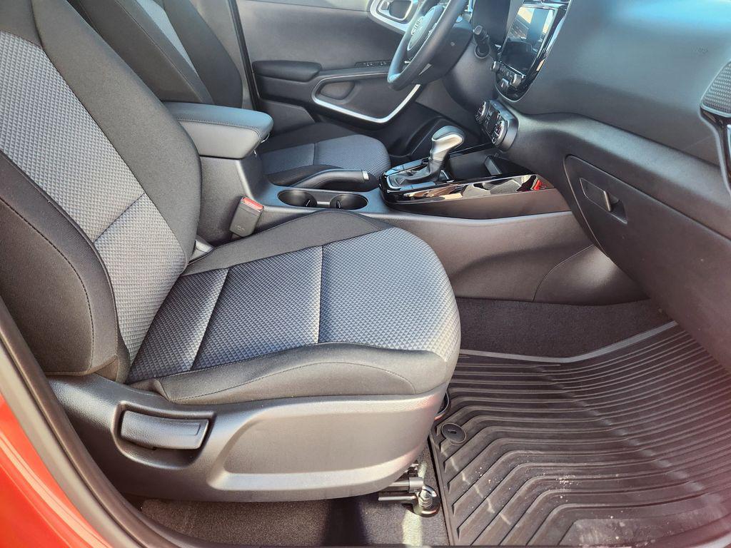 used 2025 Kia Soul car, priced at $22,201
