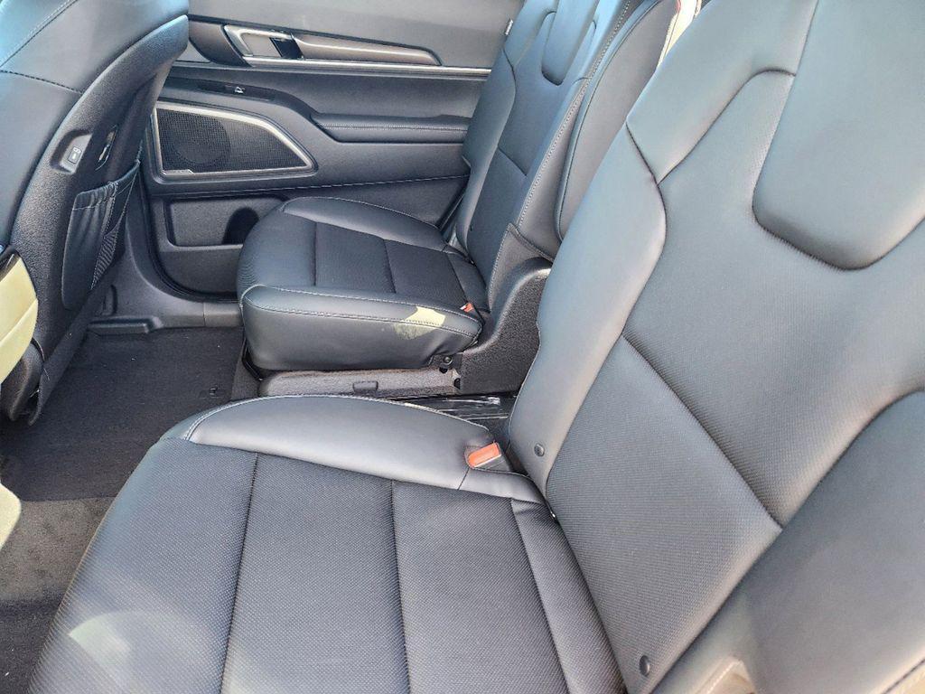 new 2025 Kia Telluride car, priced at $41,132