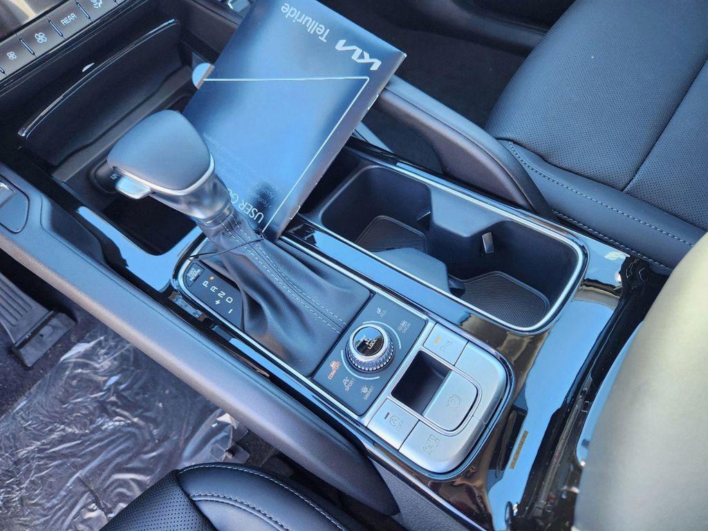 new 2025 Kia Telluride car, priced at $41,132