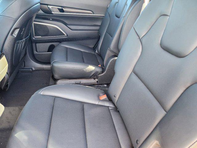 new 2025 Kia Telluride car, priced at $43,192