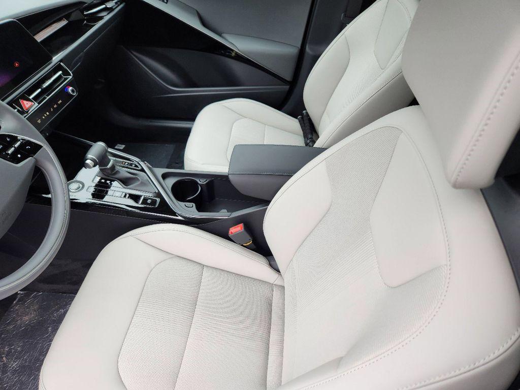 new 2025 Kia Niro car, priced at $29,687