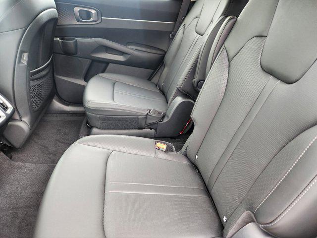 new 2025 Kia Sorento car, priced at $39,201