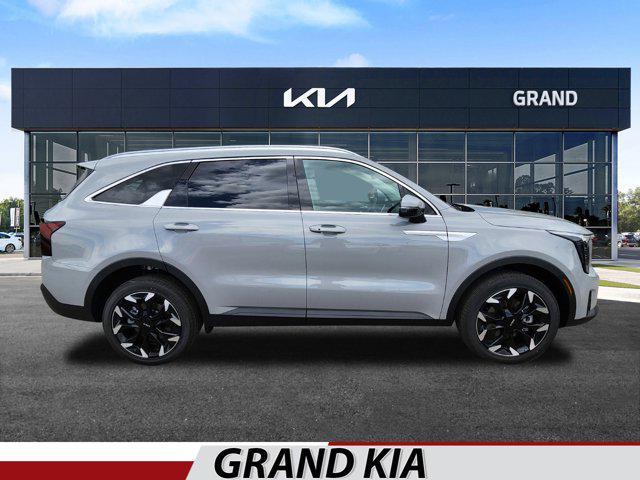 new 2025 Kia Sorento car, priced at $39,201