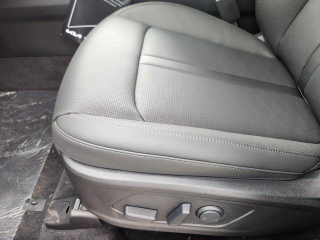 new 2025 Kia Sorento car, priced at $39,201