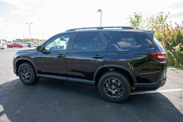 new 2025 Honda Pilot car, priced at $48,193