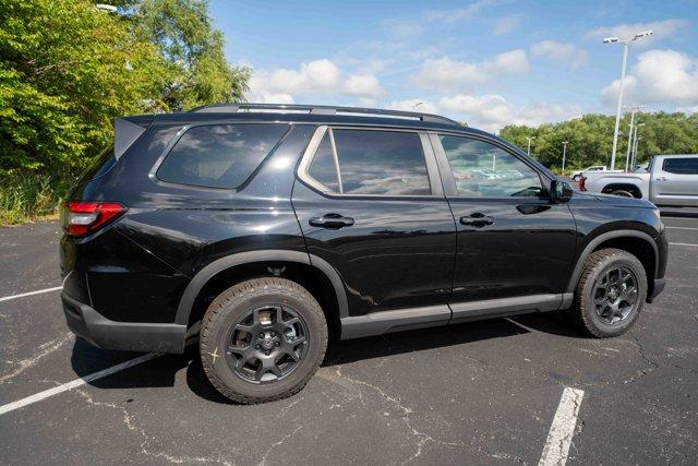 new 2025 Honda Pilot car, priced at $48,193