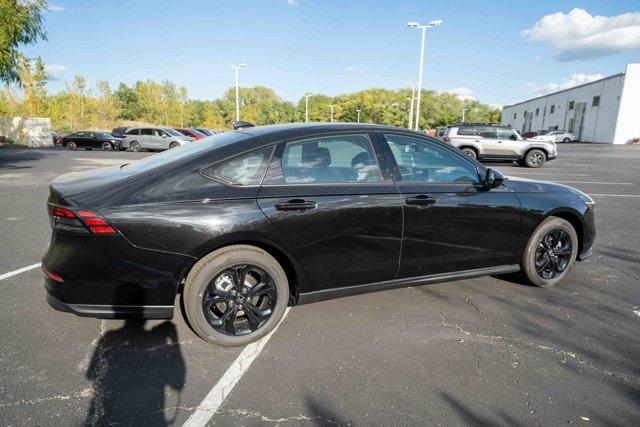 new 2025 Honda Accord car, priced at $30,319