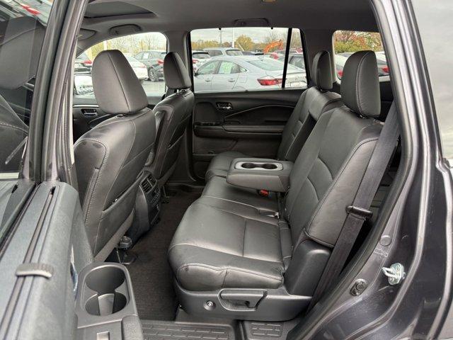 used 2022 Honda Pilot car, priced at $30,976