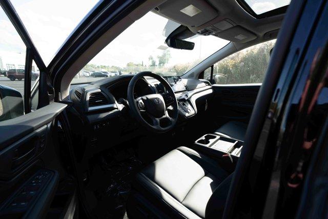 new 2026 Honda Odyssey car, priced at $41,637