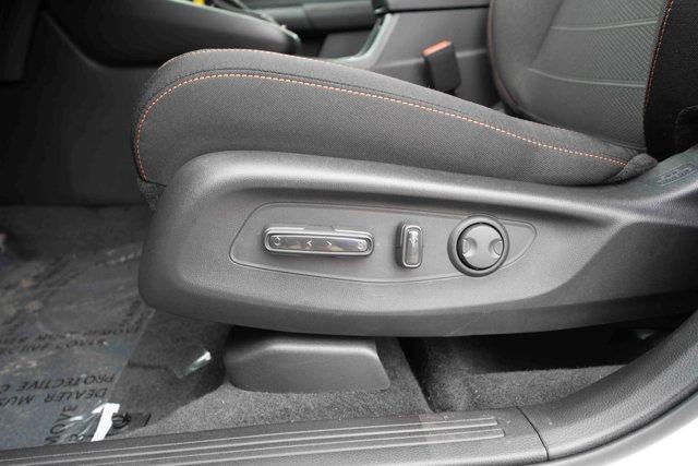 new 2026 Honda CR-V Hybrid car, priced at $40,650
