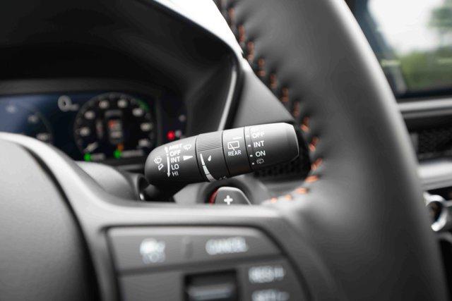 new 2026 Honda CR-V Hybrid car, priced at $40,650