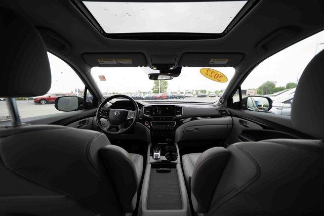 used 2022 Honda Pilot car, priced at $32,705