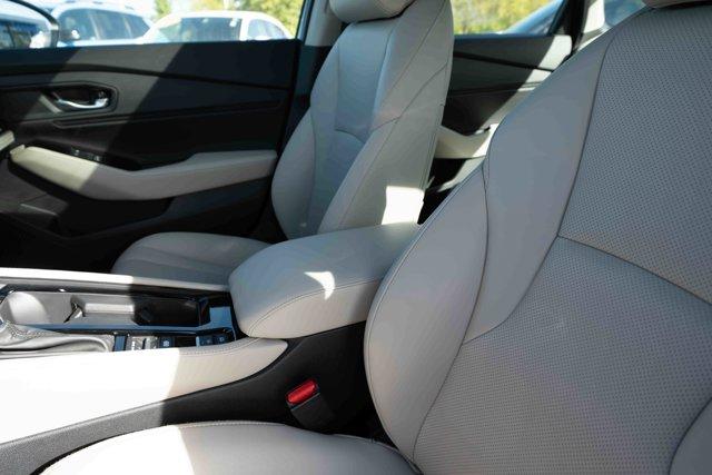 new 2025 Honda Accord Hybrid car, priced at $38,097