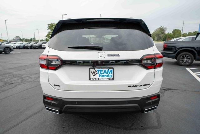 new 2025 Honda Pilot car, priced at $52,027