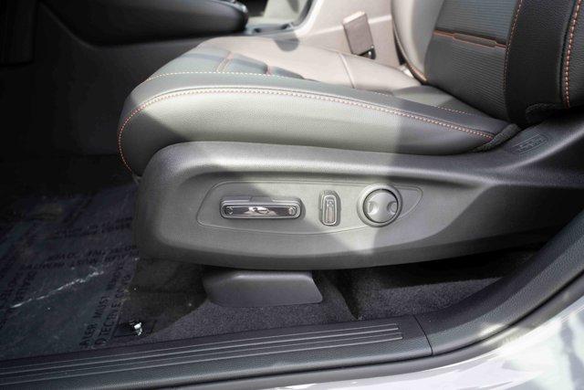 new 2026 Honda CR-V Hybrid car, priced at $39,960