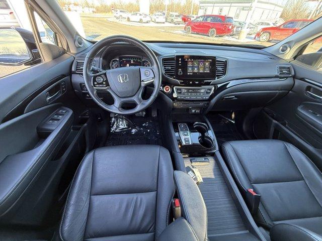 used 2022 Honda Pilot car, priced at $33,994