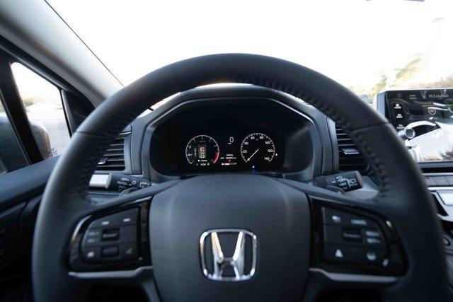 new 2026 Honda Odyssey car, priced at $42,064