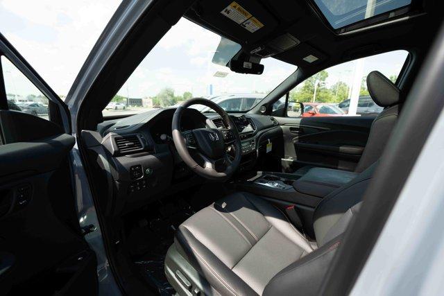 new 2025 Honda Ridgeline car, priced at $44,674