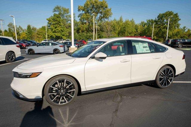 new 2025 Honda Accord Hybrid car, priced at $38,052