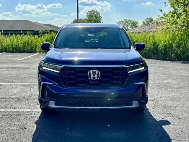 new 2025 Honda Pilot car, priced at $47,246