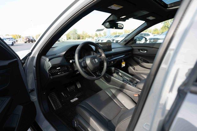 new 2025 Honda Accord Hybrid car, priced at $35,162