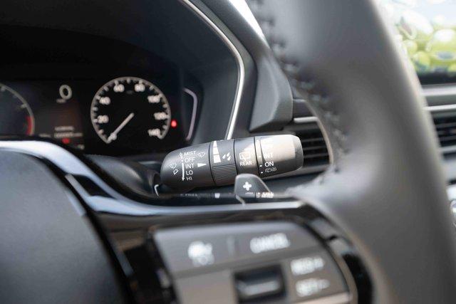 new 2025 Honda Pilot car, priced at $47,658
