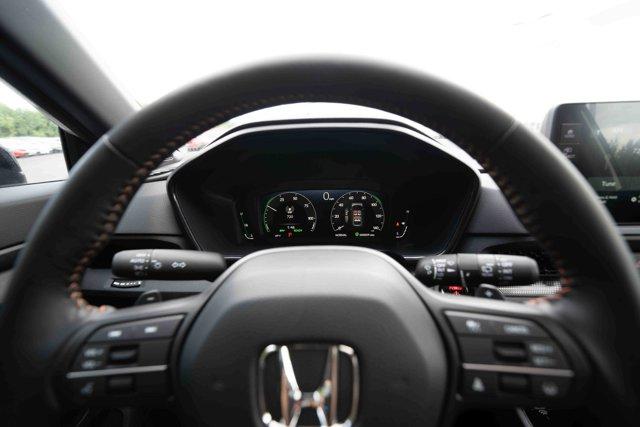new 2026 Honda CR-V Hybrid car, priced at $39,960